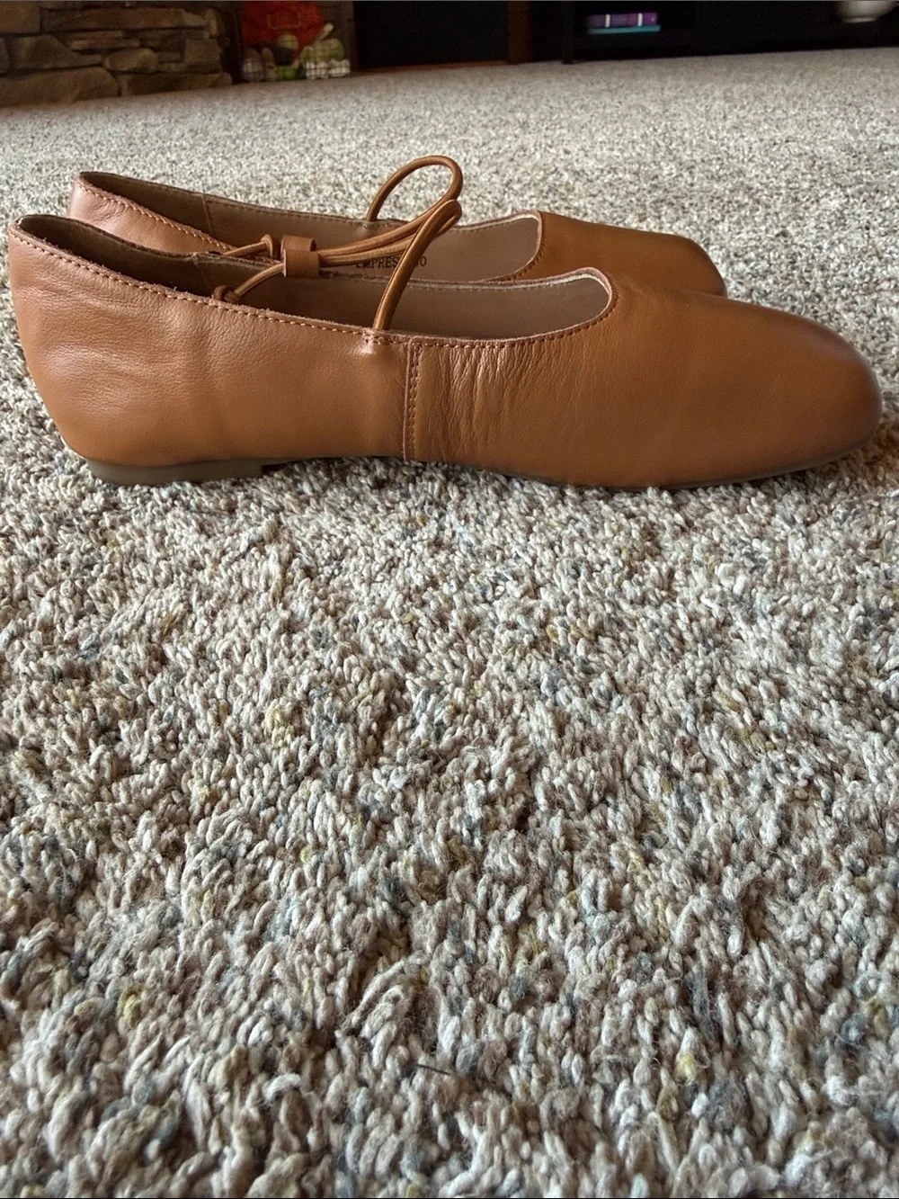 Empress Women's Tan Mary Jane Flats